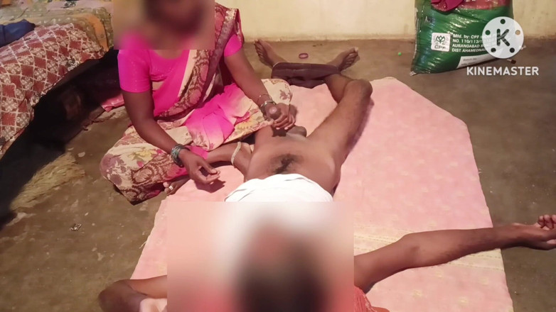 couple_Love7: Desi tetička na koni velký zadek růžová sárí