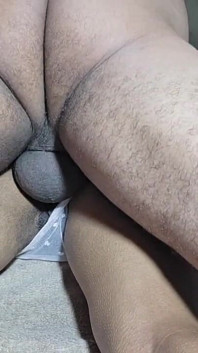 Jasmine Santanna dává svůj zadek Leo Ogrovi