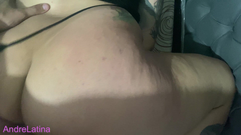 Gatita latina: Big Ass MILF Rides Rough Cock Deep Inside