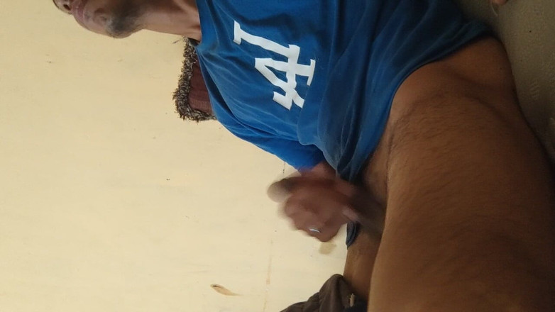 AlexAlejandro13: Palha fresca rica?