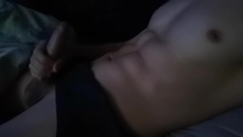 SEXY_GUYBEST: Очень вкусный красивый мужчина мощно кончает на живот!