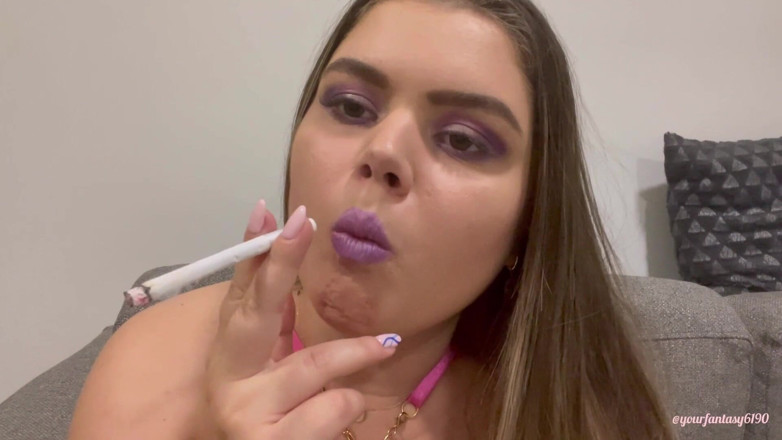 Your fantasy studio: Jugar con el humo con el lápiz labial morado metálico