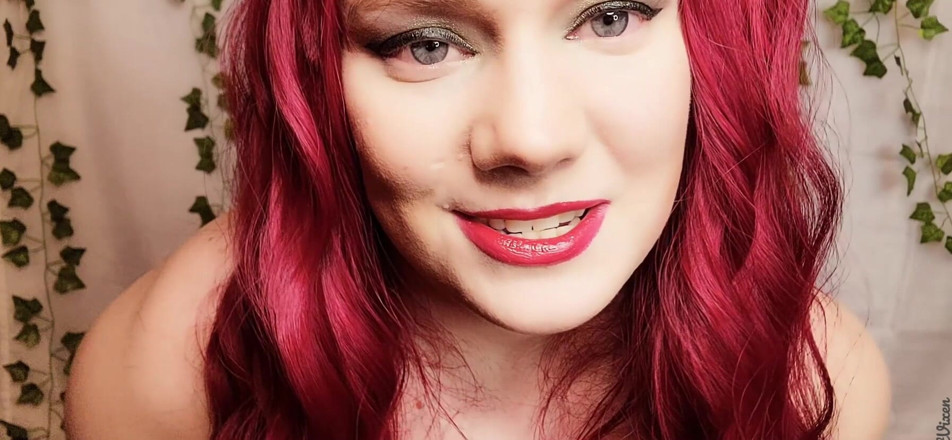 Scarlet Vixen: Questa cagna è velenosa