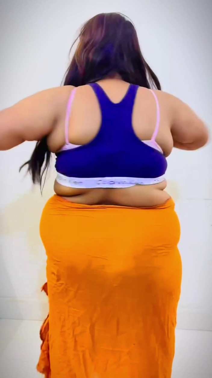 Your Boy's Cum: Mallu Velký zadek indická tamilská Bhabhi se snaží svádí kamaráda...