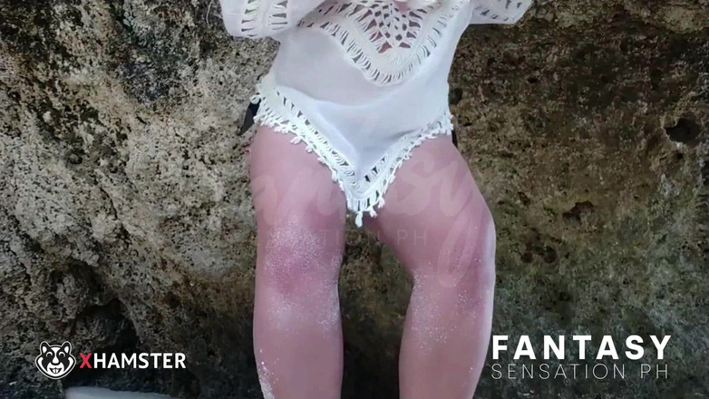 Pinay Wild Fantasy: Una moglie filippina arrapata si fa una scopata in spiaggia...