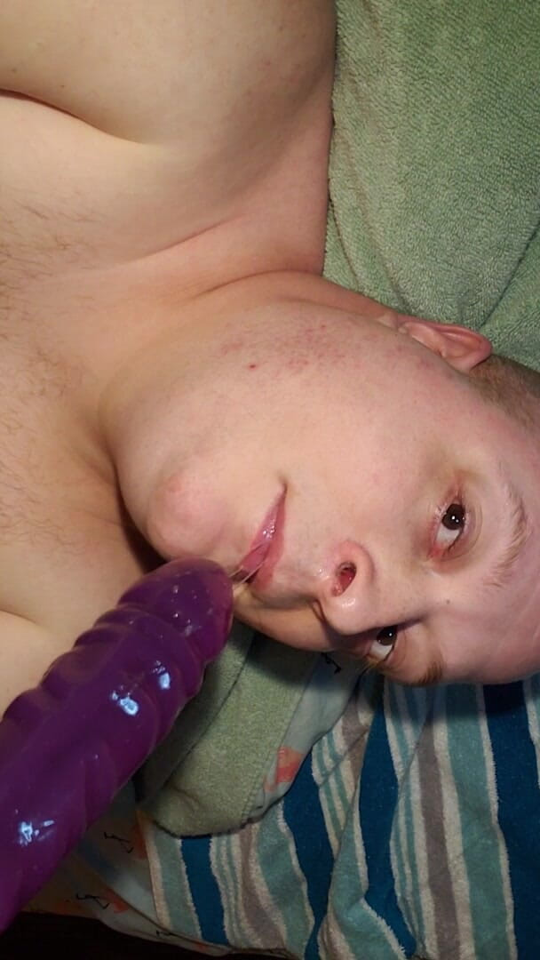 Charlieboy69: Deepthroat Dildo