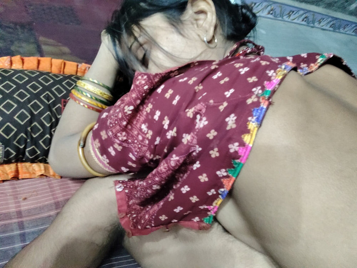 Tejabhabi: Desi vesnice Bhabhi Devar honění