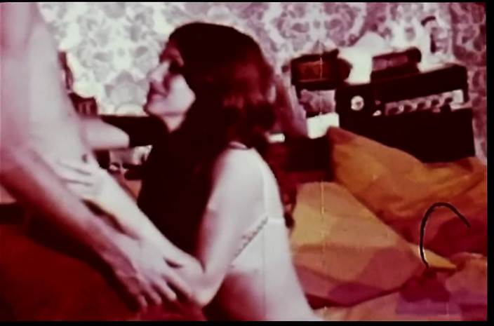 Close Encounter Vintage: Vintage porn retro erotic theatre - dead heat