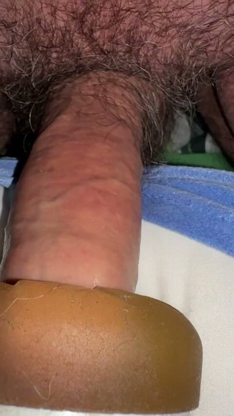 Daddybearvlc: Daddybear Imagining Fucking His Boys Ass