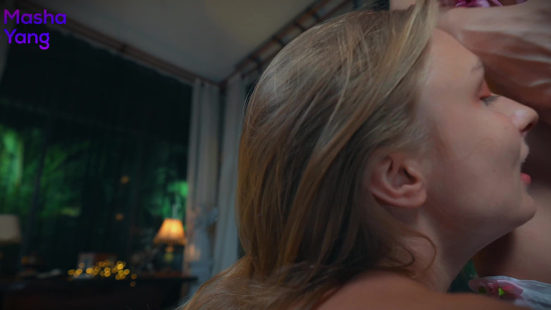 Mashayang: 딜도와 섹스머신을 가지고 노는 귀여운 레즈