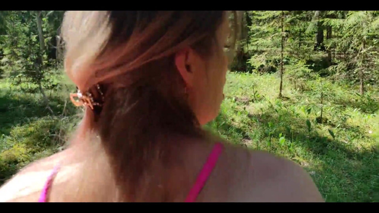 S-Wife Katy: A Married Slut Got Lost in the Forest, Helped Her...