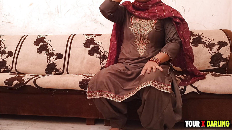 Jony Darling: Macecha, prosím, naposledy mi saje ptáka