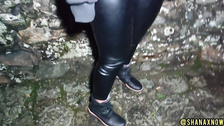 Shanaxnow: Kingdom Castle Blowjob, Cum Walker &amp; Pee