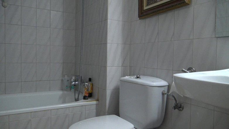 Souzan Halabi: クルド人のおばあちゃんがアフリカ移民を成熟した口に射精させる