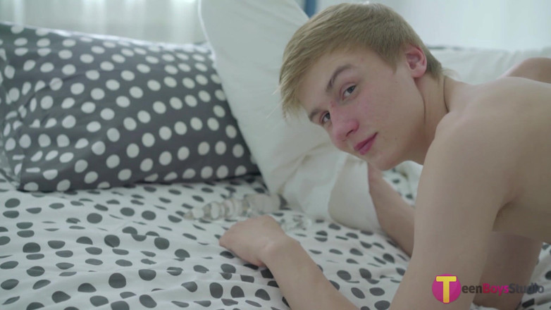 Doggy boys: Blond Teen Boy Spread Ass Cheeks for Deep Anal Toy...