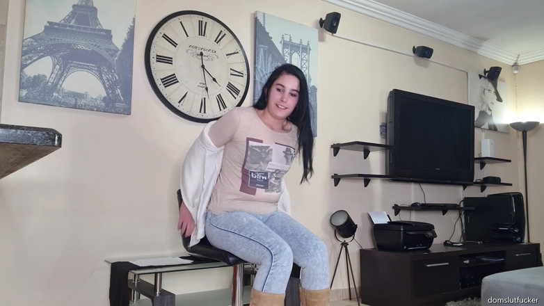 domslutfucker: Casting Girl Ditemuduga Untuk Adegan Kencing, Blowjob Kencing Mulut