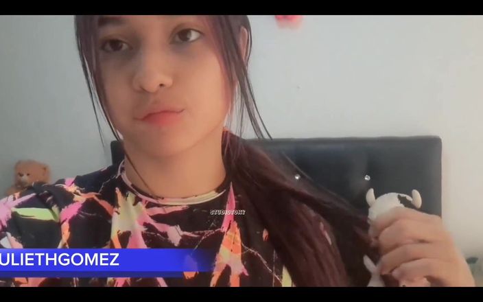 Yulieth Gomez: Fucking a Mature Big Ass Teacher After Leaving University