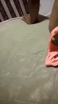 Ahhhh tapi gara-gara kamu masukin ke dalam pantatku, aku udah nggak berduka!!