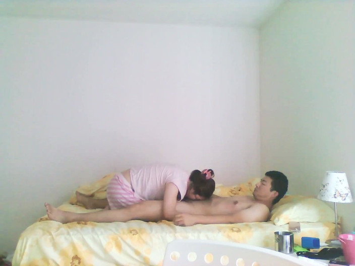 SquishMallow3328: Teen Trung Quốc Phục Tùng Bú Cu Tôi Trong 20 Phút