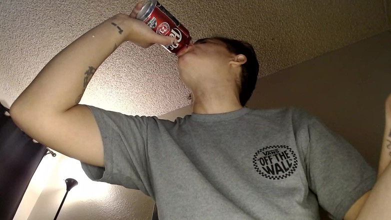 Abby Anna: Dr. P Soda ợ nóng ầm ĩ