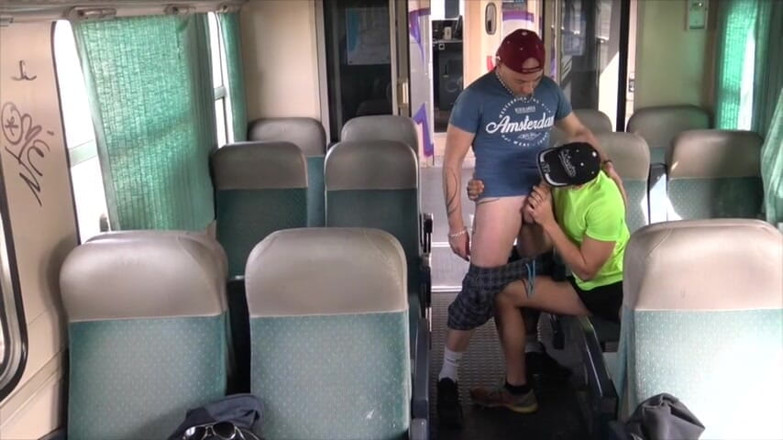 Gaybareback: Ošukaná bez sedla ve vlaku hetero arabkou