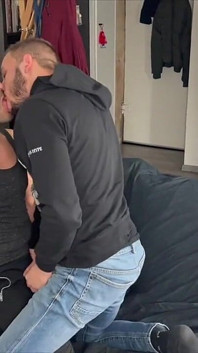 The Twink Kevin Ass fodida raw por Straigth Arab