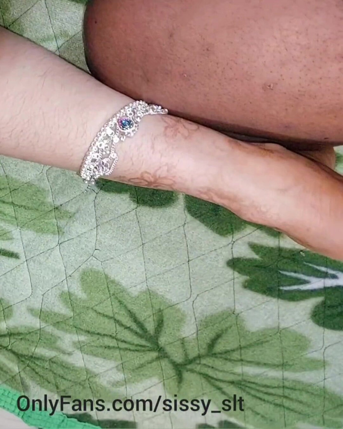 TheaDesiHotwife: Sexy Hotwife šuká ve více polohách od malého ptáka býka a...