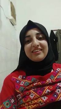 My Czn Showing Her Parts in Hijab