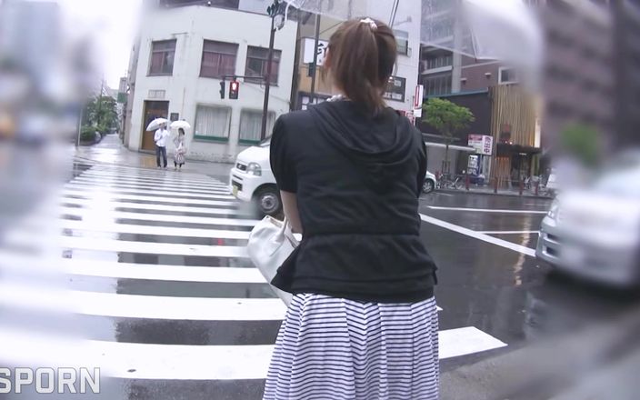 Go Sushi: Sexig japansk tjej Ryo Akanishi har en varm eftermiddag av...