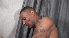 CocoDorm: Manny Baby + Travis Davis - hrănește-mi bebelușii