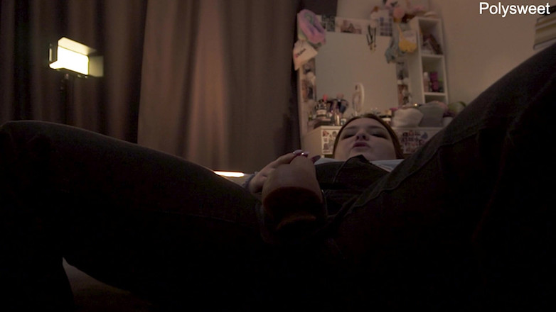 Polly Sweet: Anweisungen zum in Kleidung, die Füße der Herrin und ihren...