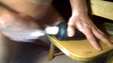 White Ukrainian Dick: Penis ingin merasakan lengan karet yang ketat, dan cum darinya!