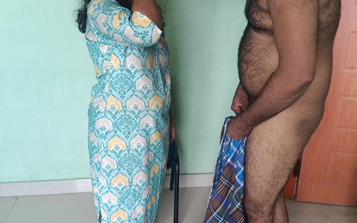 Laxi ammu: Горячий роман с Господином Tution