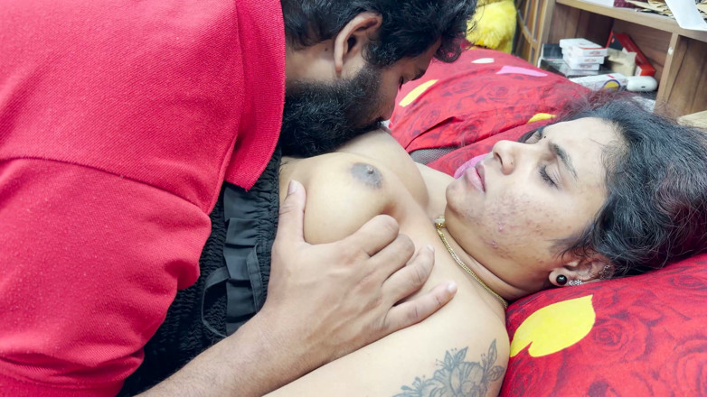 Vaigavarun45: Malayali Girl Non Stop Boobs Suck by Mallu Boy