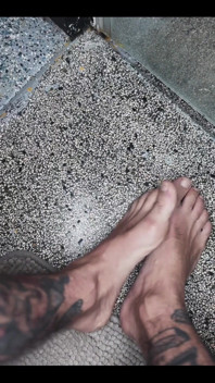 For all feet lovers there