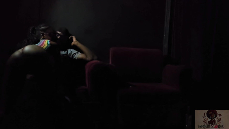 Naturelle Chocolat: Lapdance per Il Mio Cliente Preferito