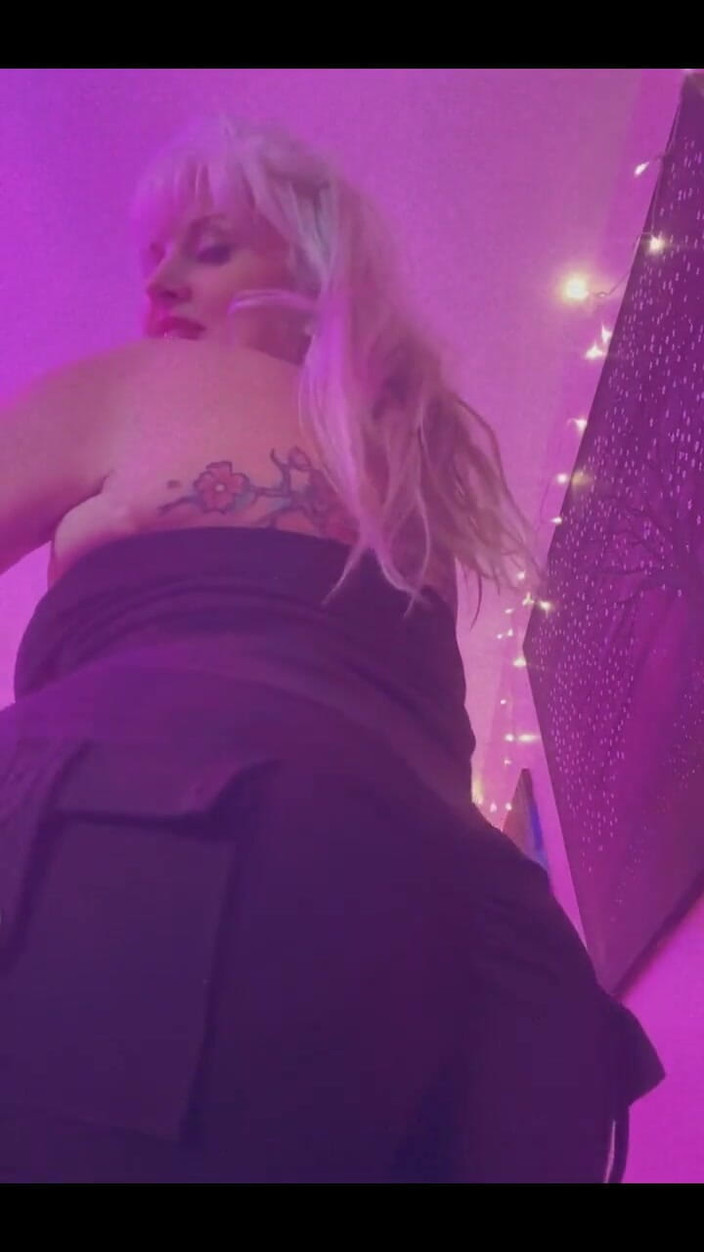 PaintedRose: Aku tahu apa yang kamu pikirkan