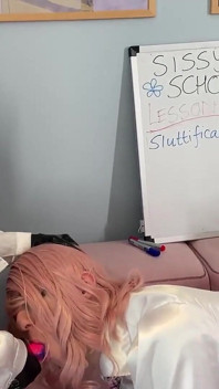 Lezione di college sissy 5 - Sluttification