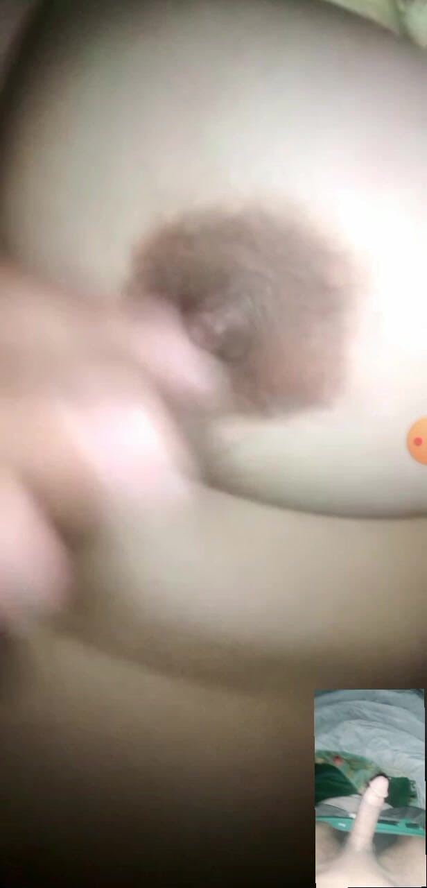 Hot hot video: Panggilan Video Desi