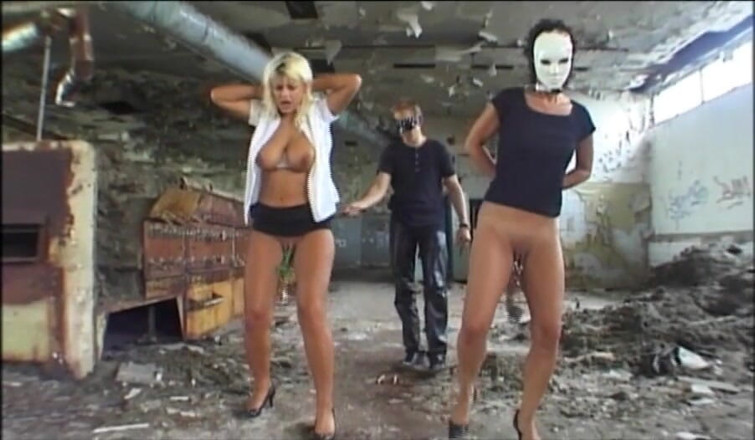 Absolute BDSM films - The original: Halloween BDSM