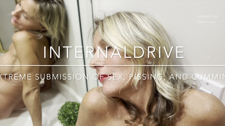 InternalDrive: Extrémní podání sexu, pissing a cumming