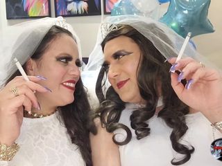 HollyCox: Noivas fumando vs120s