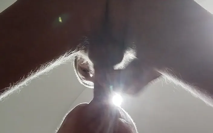 Zona901: Sucking Dick and Getting a Mouthful of My Cum
