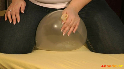 Anna Devot: Annadevot - Played with a large balloon