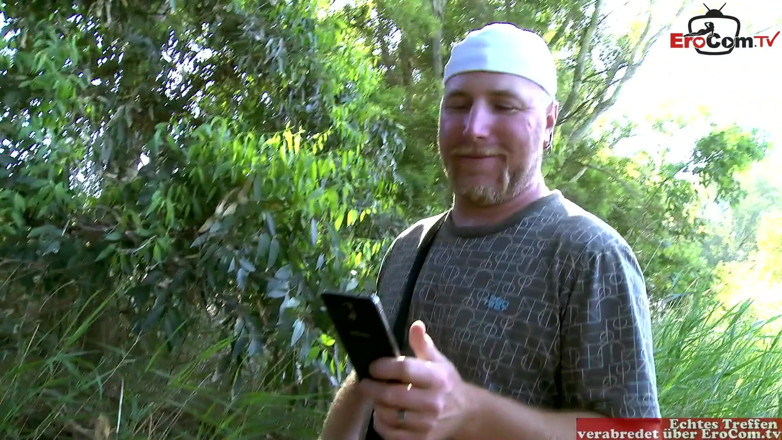 EroCom: Trío en el bosque con una gordita mexicana latina