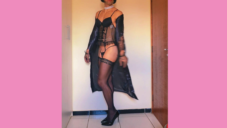 Milady Silvia Helena: Gorgeous and Sexy Femboy in Black Satin, Lingerie and Scarpin....