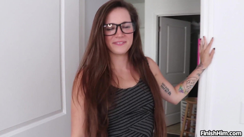 Finish Him: Dacey harlot: succhia il suo grosso cazzo succoso