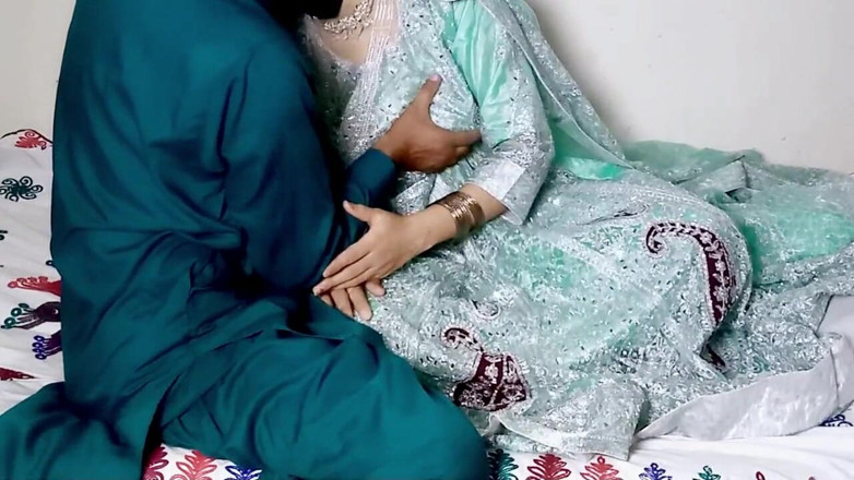 Rajput: Nova noiva fistando noite de sexo duro