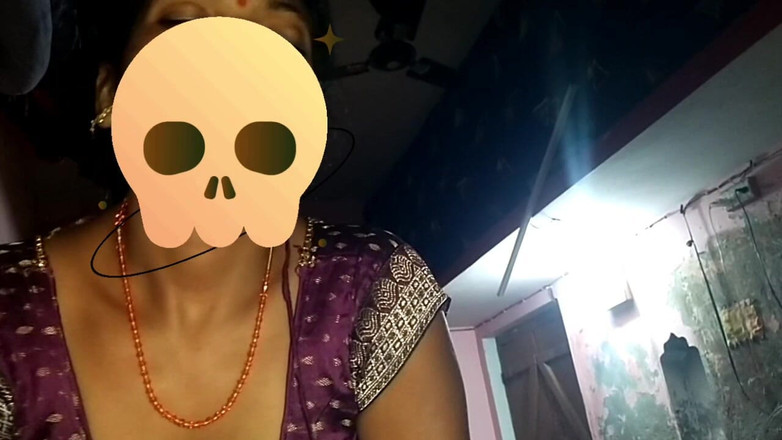 hotsimran70: 村のバービー、彼氏と激しくセックス