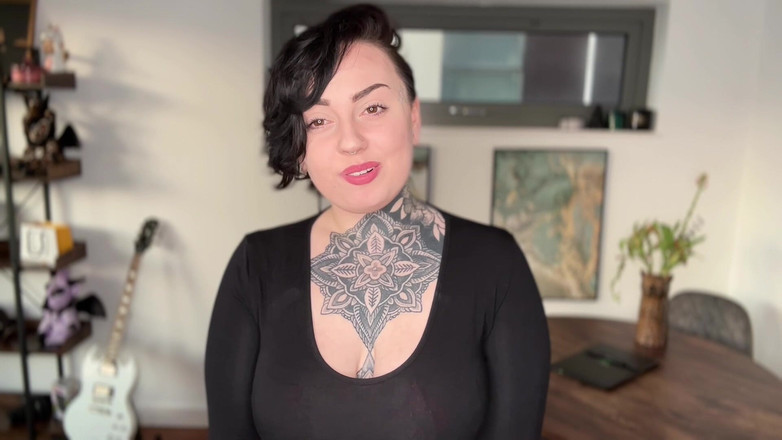 Miss Valentina: 我的家园失事忏悔